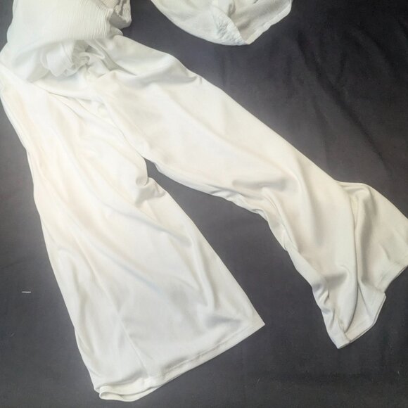 I.N. Studio Petite Medium White Wide Legged Pants - Picture 8 of 13